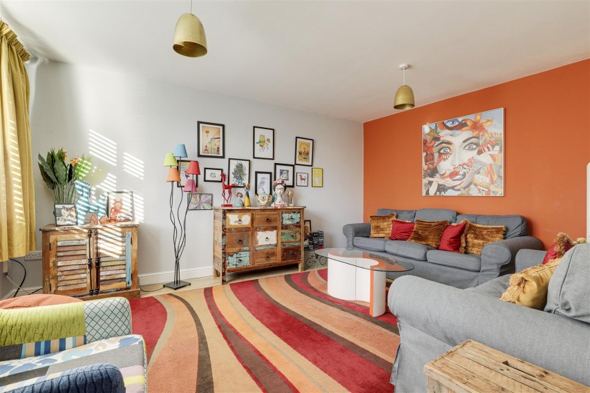 Images for Kingrove Avenue, Beeston, Nottinghamshire, NG9 4DQ