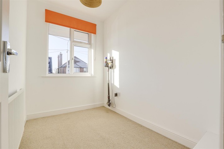 Images for Kingrove Avenue, Beeston, Nottinghamshire, NG9 4DQ