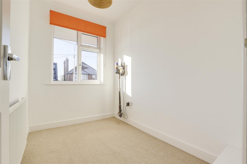 Images for Kingrove Avenue, Beeston, Nottinghamshire, NG9 4DQ