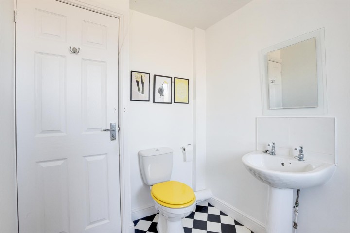 Images for Kingrove Avenue, Beeston, Nottinghamshire, NG9 4DQ