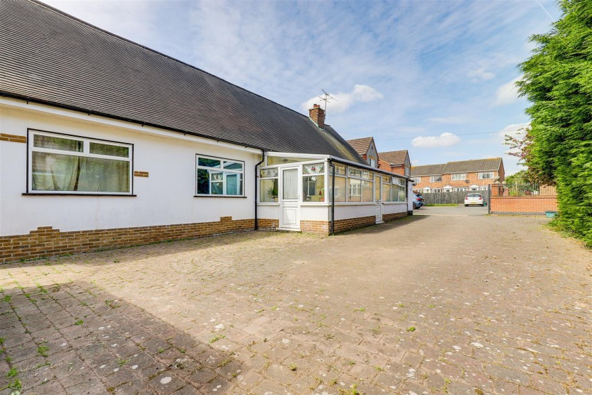 Images for Cavendish Road, Carlton, Nottinghamshire, NG4 3RY