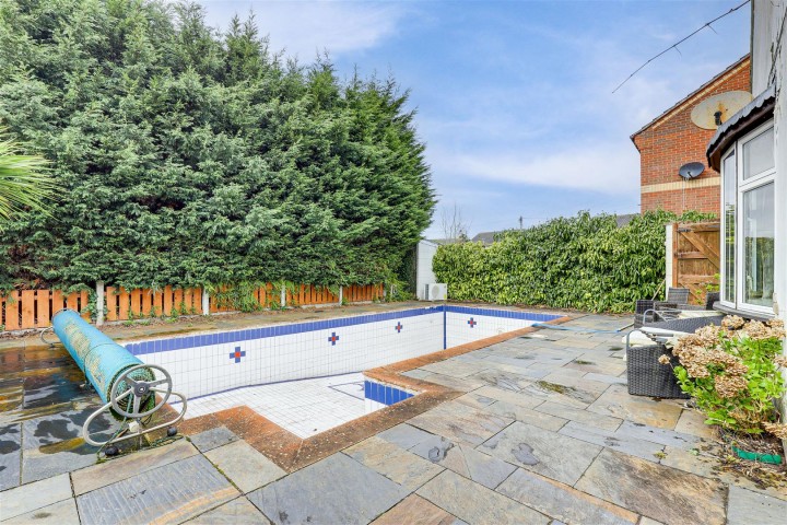 Images for Cavendish Road, Carlton, Nottinghamshire, NG4 3RY