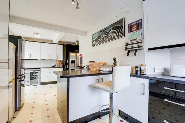 Images for Cavendish Road, Carlton, Nottinghamshire, NG4 3RY