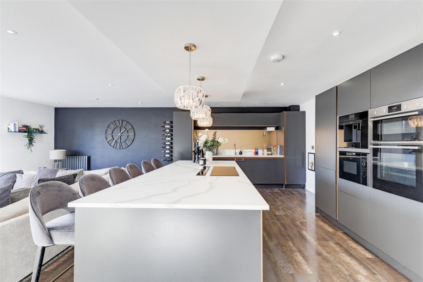 Images for Holly Avenue, Wilford, Nottinghamshire, NG11 7AF