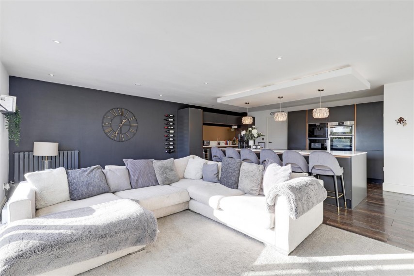 Images for Holly Avenue, Wilford, Nottinghamshire, NG11 7AF