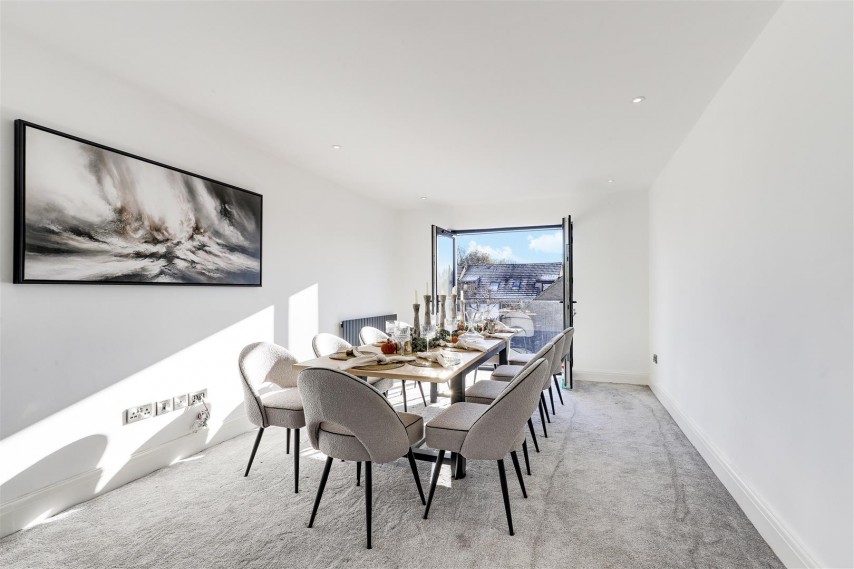 Images for Holly Avenue, Wilford, Nottinghamshire, NG11 7AF