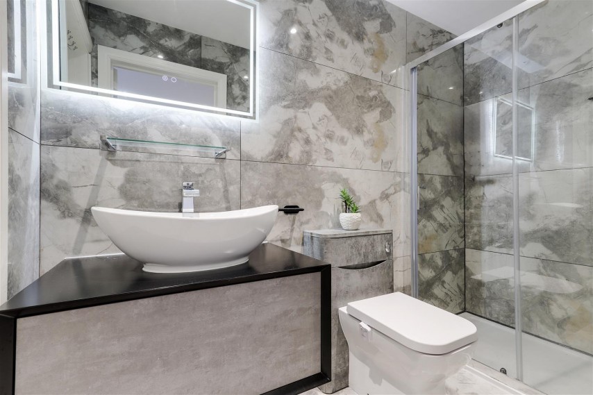 Images for Holly Avenue, Wilford, Nottinghamshire, NG11 7AF