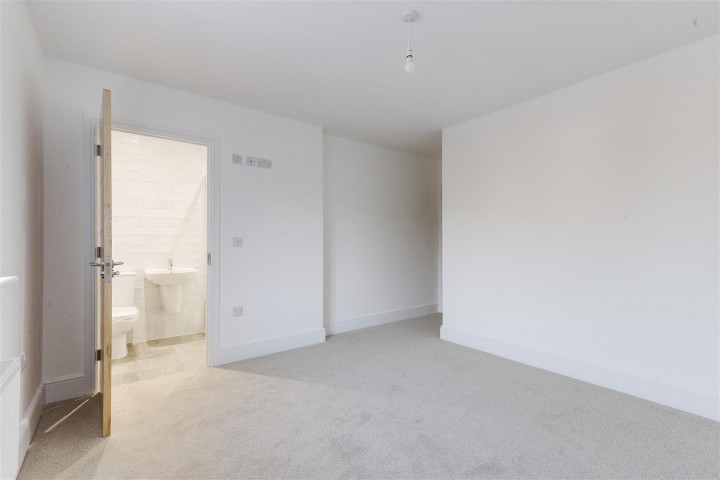 Images for Meadowcroft Gardens, Hucknall, Nottingham