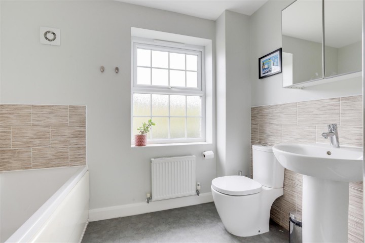 Images for Pompeia Close, Hucknall, Nottinghamshire, NG15 8JF