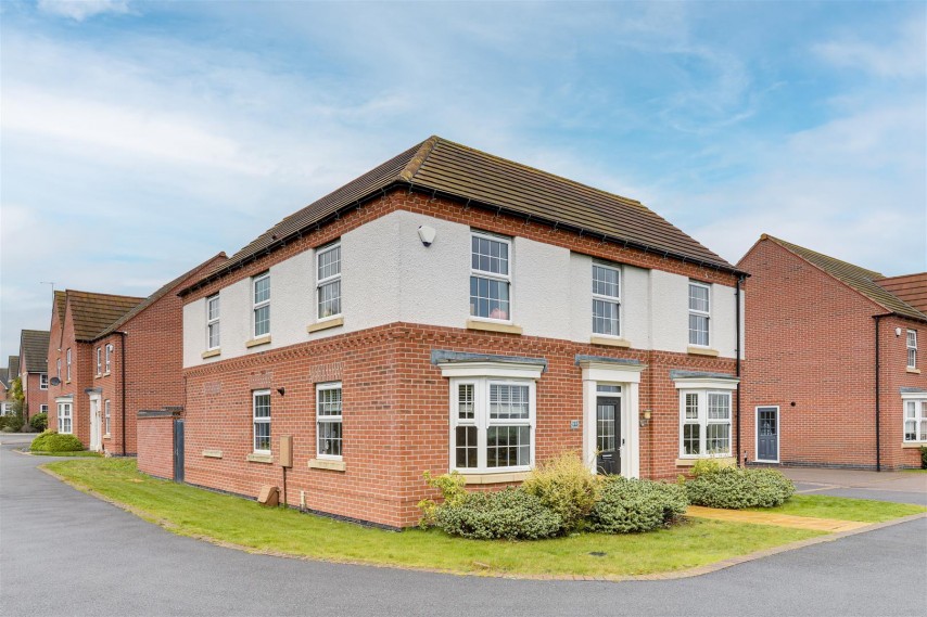 Images for Pompeia Close, Hucknall, Nottinghamshire, NG15 8JF