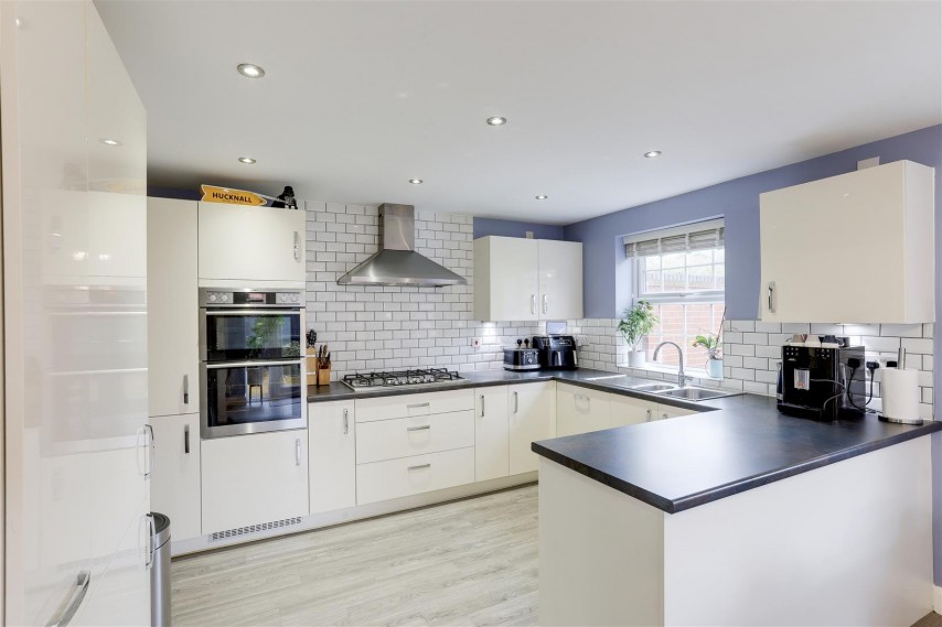 Images for Pompeia Close, Hucknall, Nottinghamshire, NG15 8JF