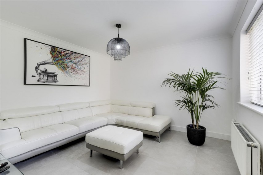 Images for Thales Drive, Arnold, NG5