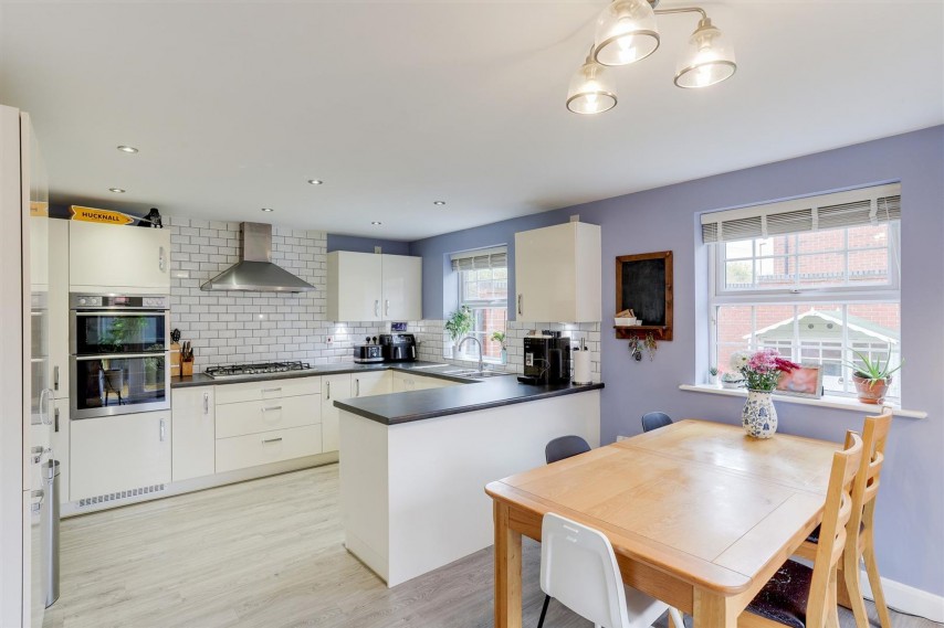 Images for Pompeia Close, Hucknall, NG15